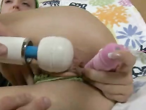 Anal Fucking Makes The Cute Teen Girl Feel Good